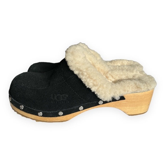 UGG Australia Black‎ Kalie Suede Shearling Lined Studded Clog Mules Slides - Picture 3 of 9